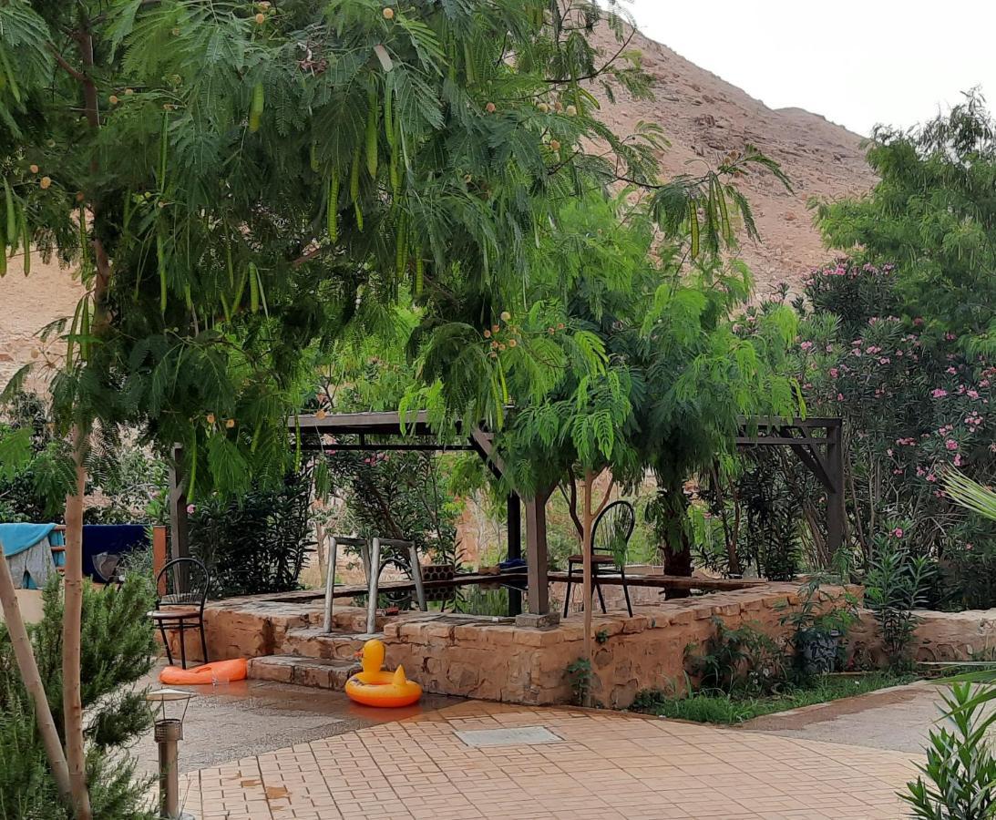 Afra Hot Springs Chalets At-Tafilah Экстерьер фото